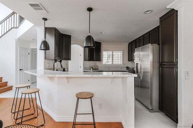 29747 Circle R Ct, Escondido, CA 92026