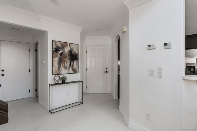 29747 Circle R Ct, Escondido, CA 92026