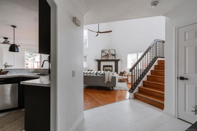 29747 Circle R Ct, Escondido, CA 92026