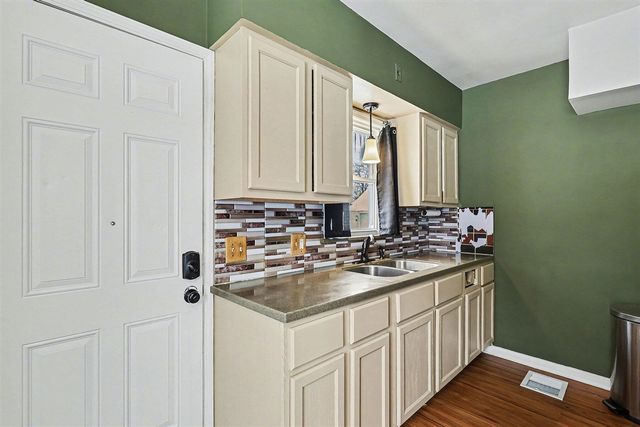 116 Honeoye Street, Wyoming, MI 49548