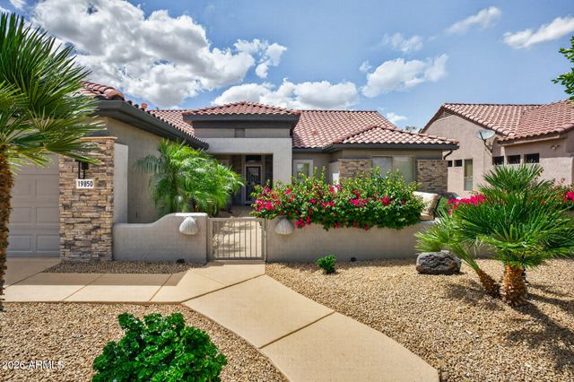 19850 N SHADOW MOUNTAIN Drive, Surprise, AZ 85374