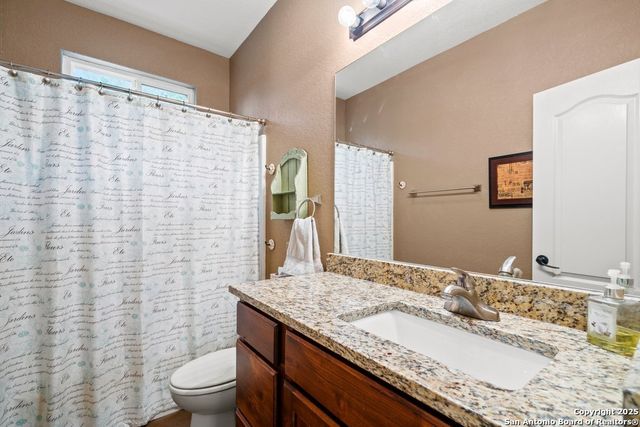 617 Lake Island, Canyon Lake, TX 78133