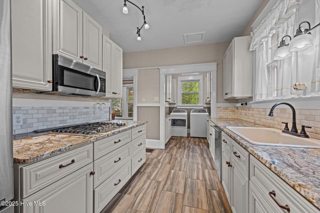 1510 National Avenue, New Bern, NC 28560