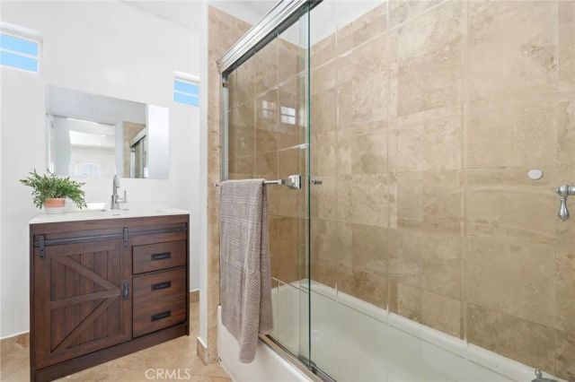 4027 La Salle, Los Angeles, CA 90062