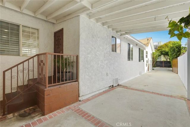 4027 La Salle, Los Angeles, CA 90062
