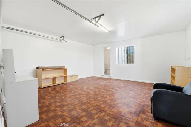 4027 La Salle, Los Angeles, CA 90062