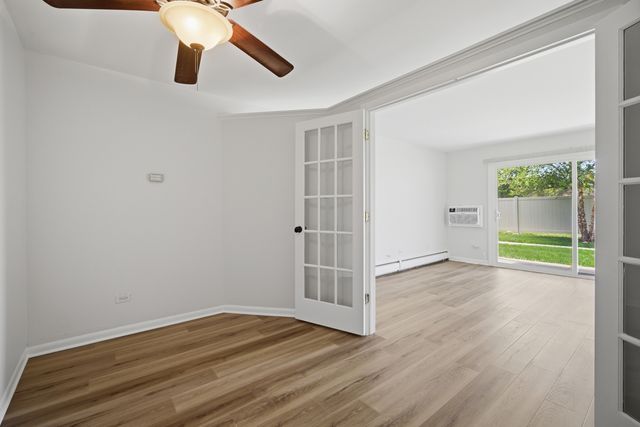 330 N Carter Street 103, Palatine, IL 60067