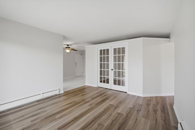 330 N Carter Street 103, Palatine, IL 60067