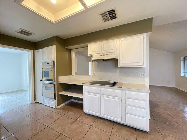 7110 Foxmar Lane, Humble, TX 77338