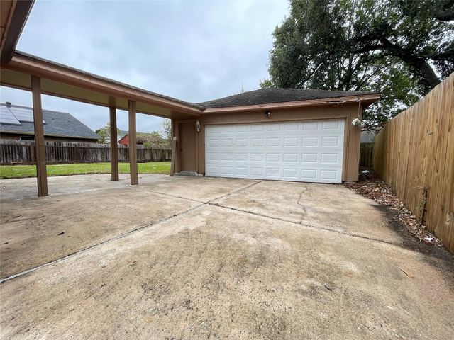 7110 Foxmar Lane, Humble, TX 77338