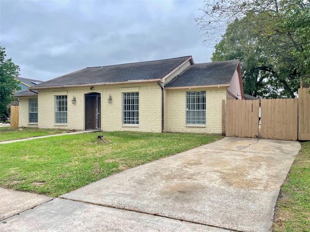 7110 Foxmar Lane, Humble, TX 77338