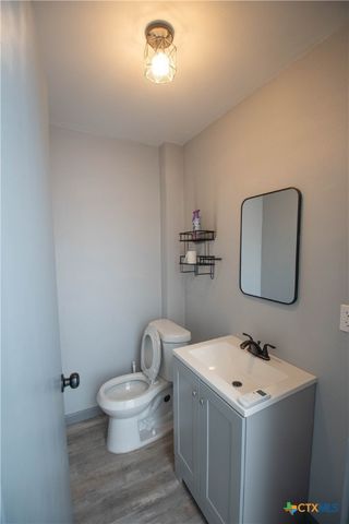 14 N 10th Street, Temple, TX 76501