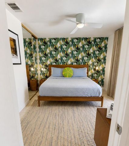 1318 E Via Escuela, Palm Springs, CA 92262
