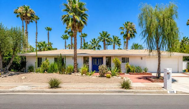 1318 E Via Escuela, Palm Springs, CA 92262
