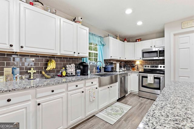 655 Old Driver Road, Whitesburg, GA 30185