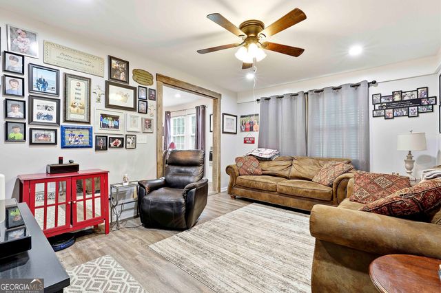 655 Old Driver Road, Whitesburg, GA 30185