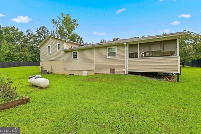 655 Old Driver Road, Whitesburg, GA 30185