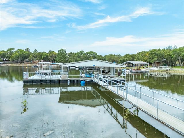 546 County Road 1743, Chico, TX 76431