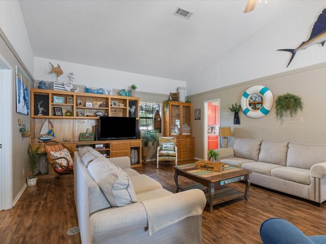 546 County Road 1743, Chico, TX 76431