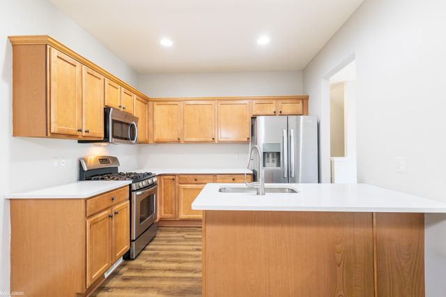 56659 Long Island Drive, Shelby Twp, MI 48316