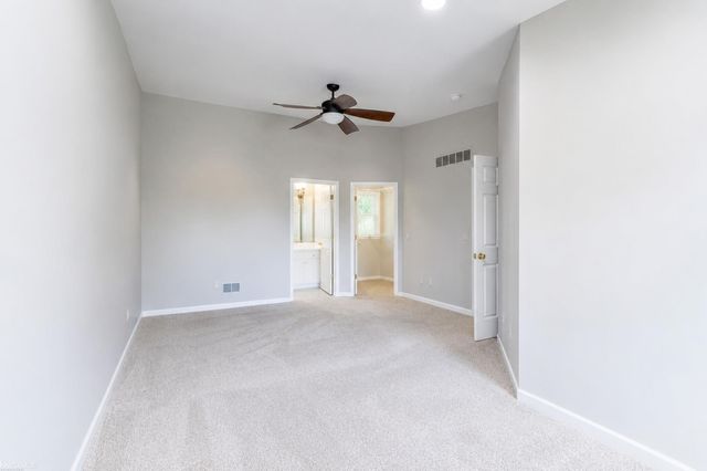 56659 Long Island Drive, Shelby Twp, MI 48316