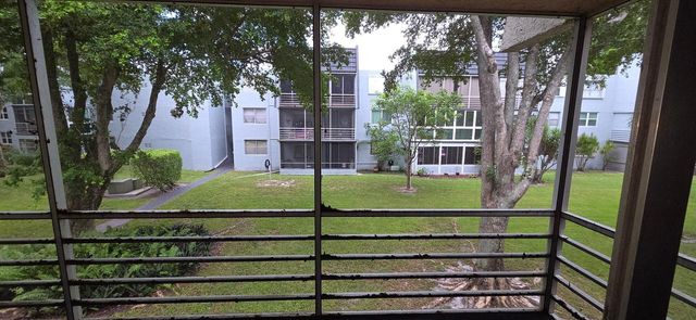 9300 LIME BAY Boulevard 208, Tamarac, FL 33321