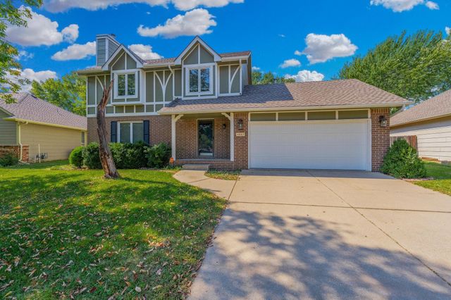 4827 N Homestead St, Bel Aire, KS 67220