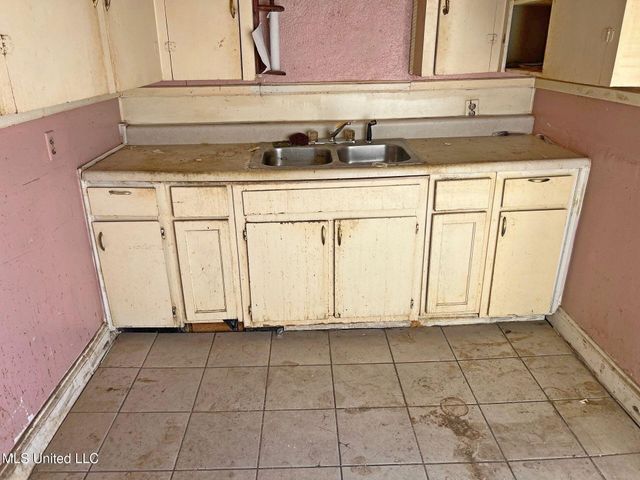 340 Broadview Drive, Jackson, MS 39209