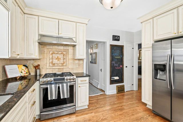 2608 71st STREET, Wauwatosa, WI 53213