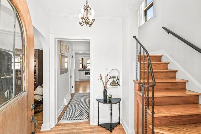 2608 71st STREET, Wauwatosa, WI 53213