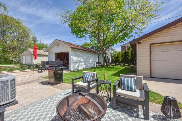 2608 71st STREET, Wauwatosa, WI 53213