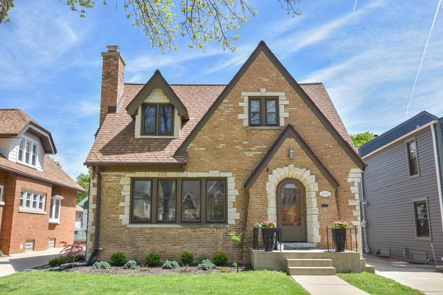 2608 71st STREET, Wauwatosa, WI 53213