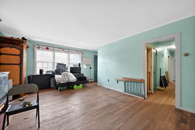 31 Bible Hill Road, Bennington, NH 03442