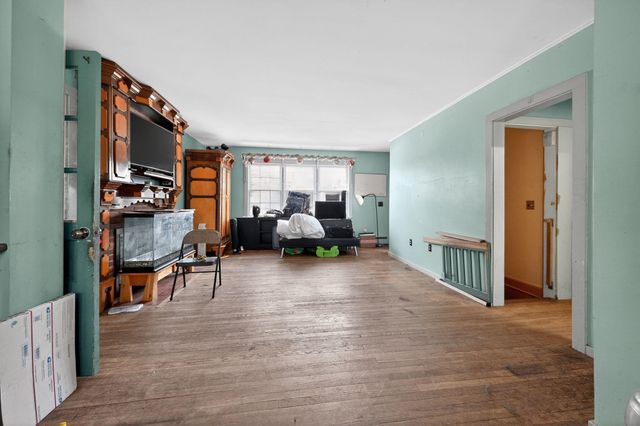 31 Bible Hill Road, Bennington, NH 03442