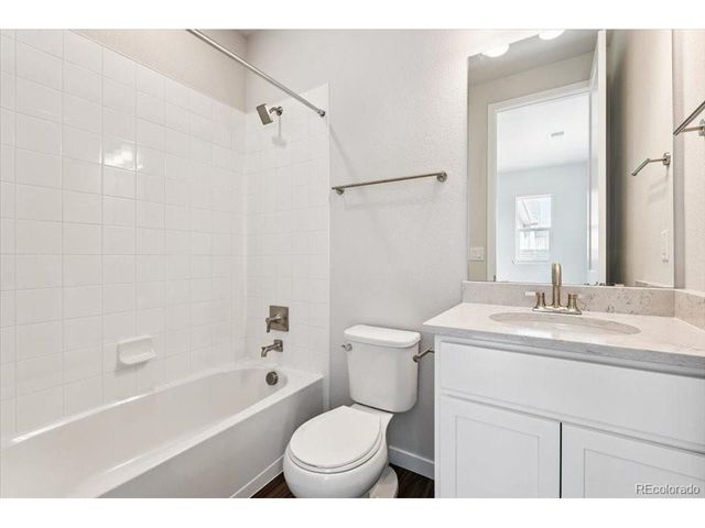 2537 Bailey Ln, Erie, CO 80026