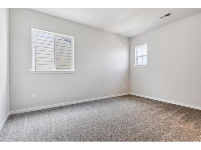 2537 Bailey Ln, Erie, CO 80026