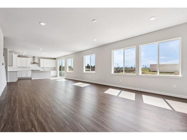 2537 Bailey Ln, Erie, CO 80026