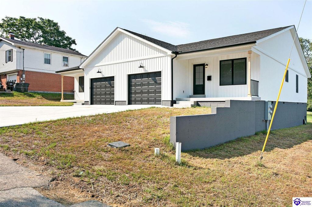 310 B Jefferson Street, Elizabethtown, KY 42701