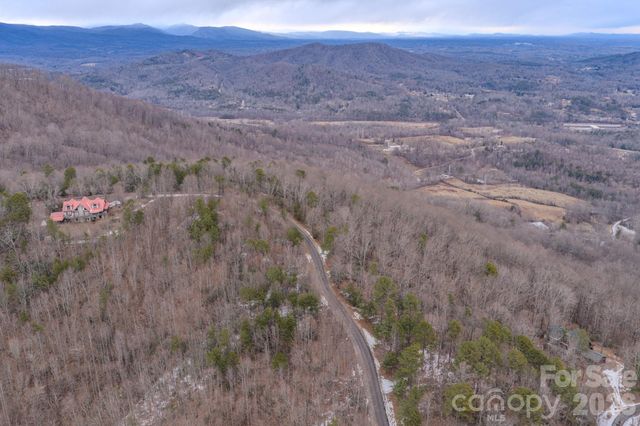 2724 Mountain Crest Drive S 75, Marion, NC 28752