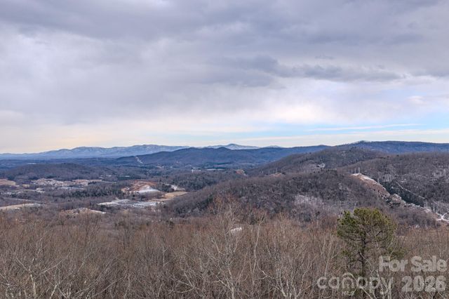 2724 Mountain Crest Drive S 75, Marion, NC 28752