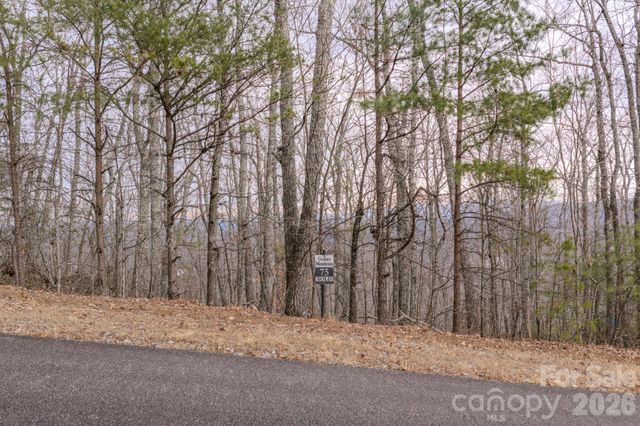 2724 Mountain Crest Drive S 75, Marion, NC 28752