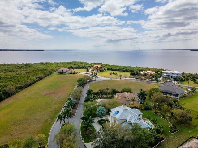 4781 HARBOR POINT COURT, Port Charlotte, FL 33952