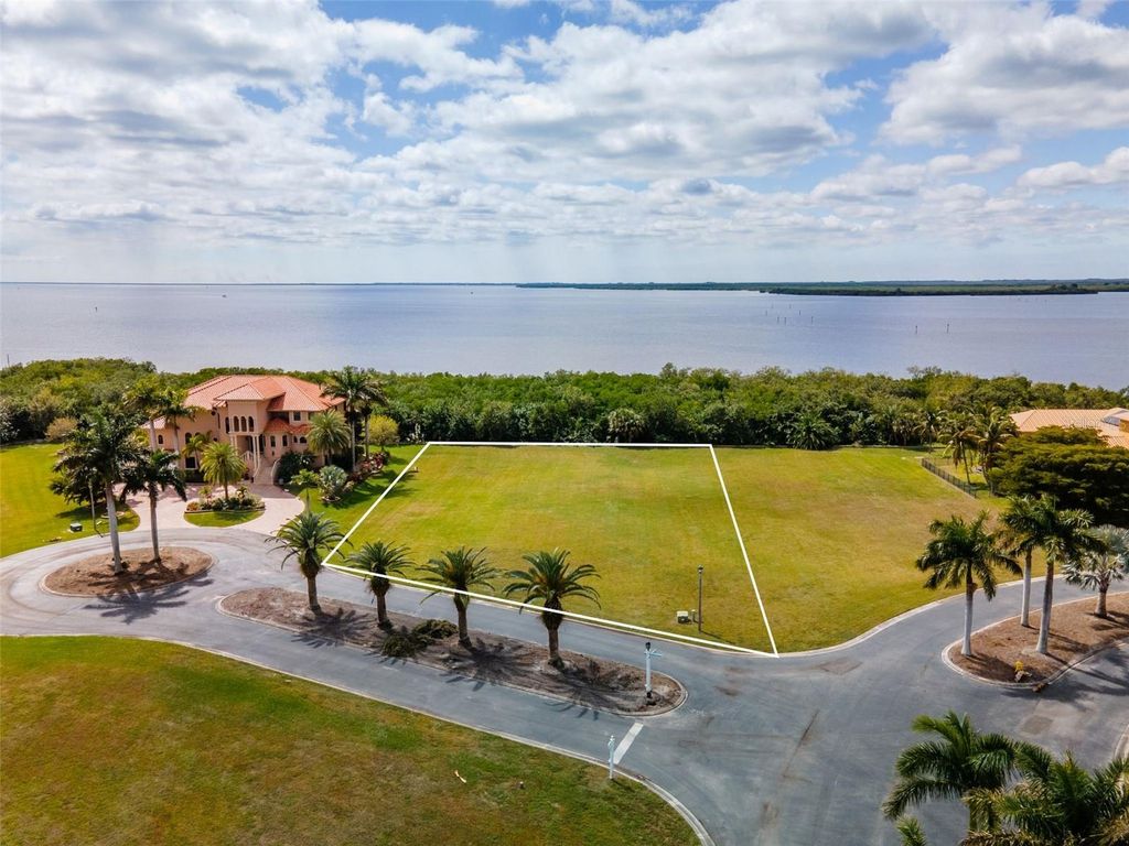 4781 HARBOR POINT COURT, Port Charlotte, FL 33952