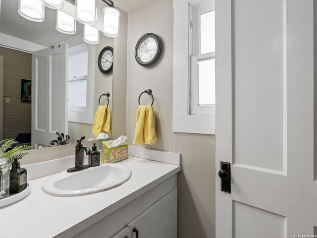 412 Dallas Street, San Antonio, TX 78215