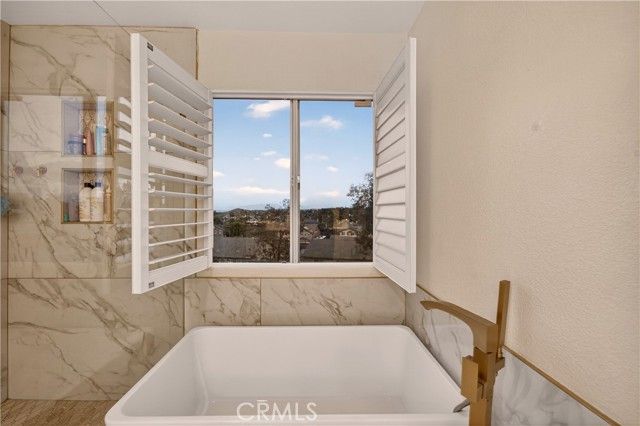 17388 Hawkwood, Riverside, CA 92503