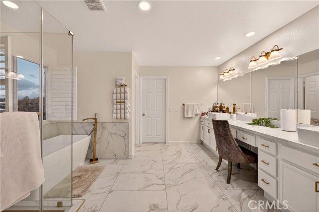 17388 Hawkwood, Riverside, CA 92503