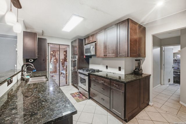 3407 Prince George, San Antonio, TX 78230