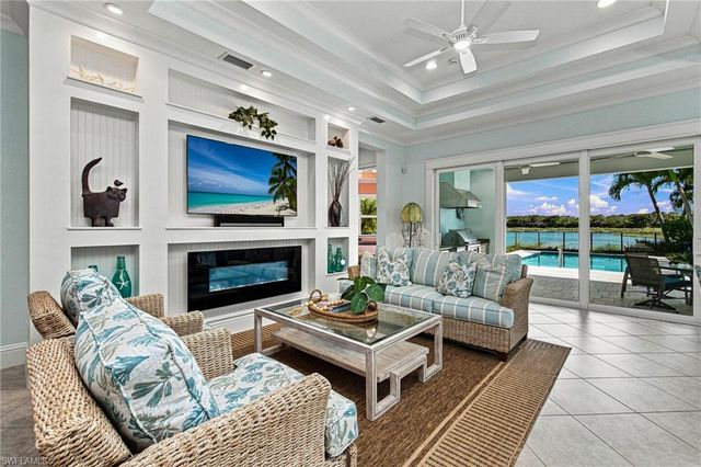 5047 Andros DR, Naples, FL 34113