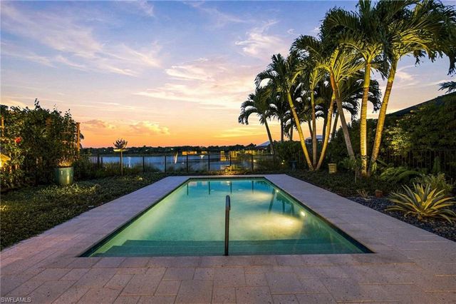 5047 Andros DR, Naples, FL 34113
