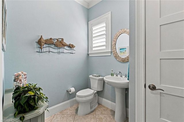 5047 Andros DR, Naples, FL 34113